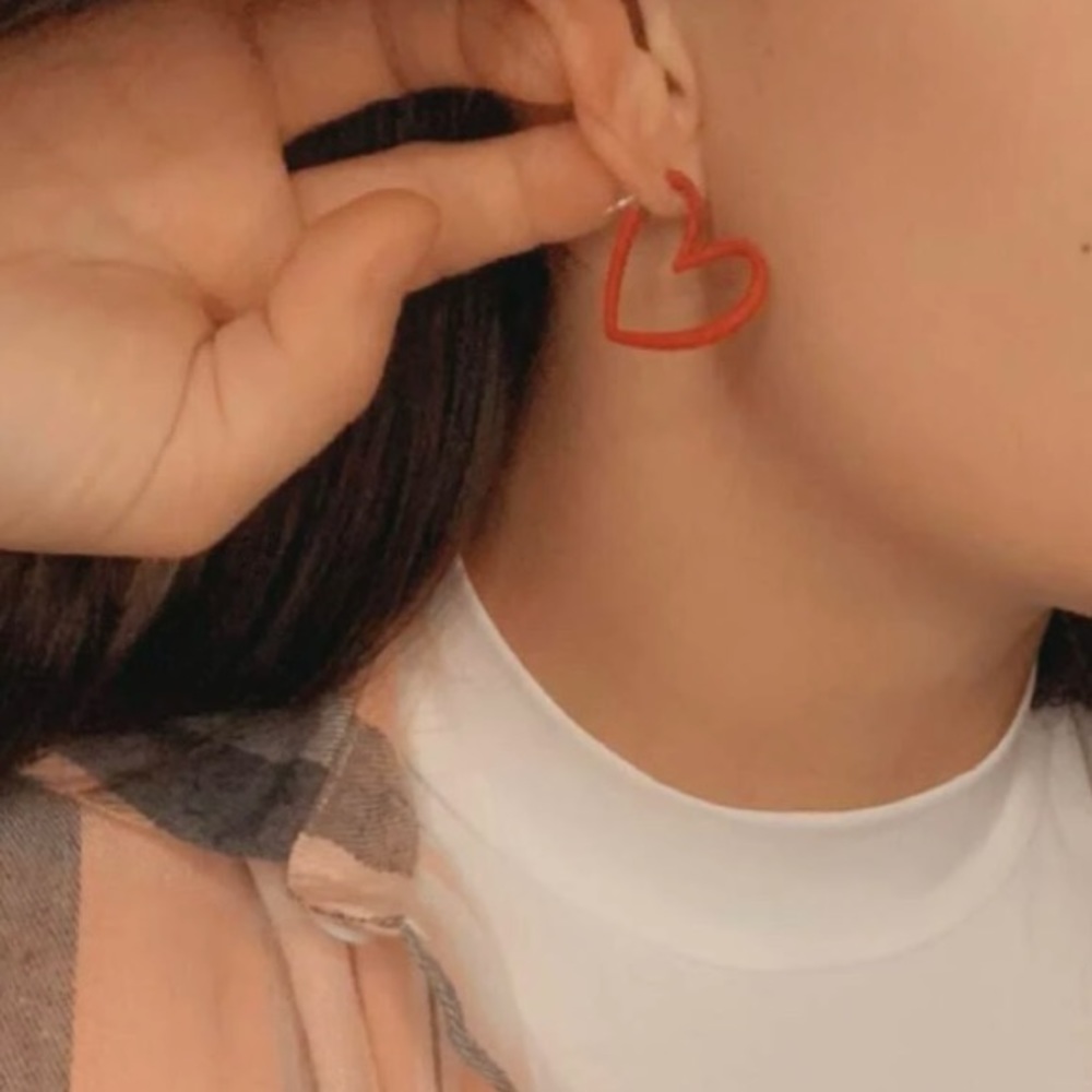 Love More♥️Heart Shaped Hoop Earrings Matte Red ♥️ - Picture 4 of 6
